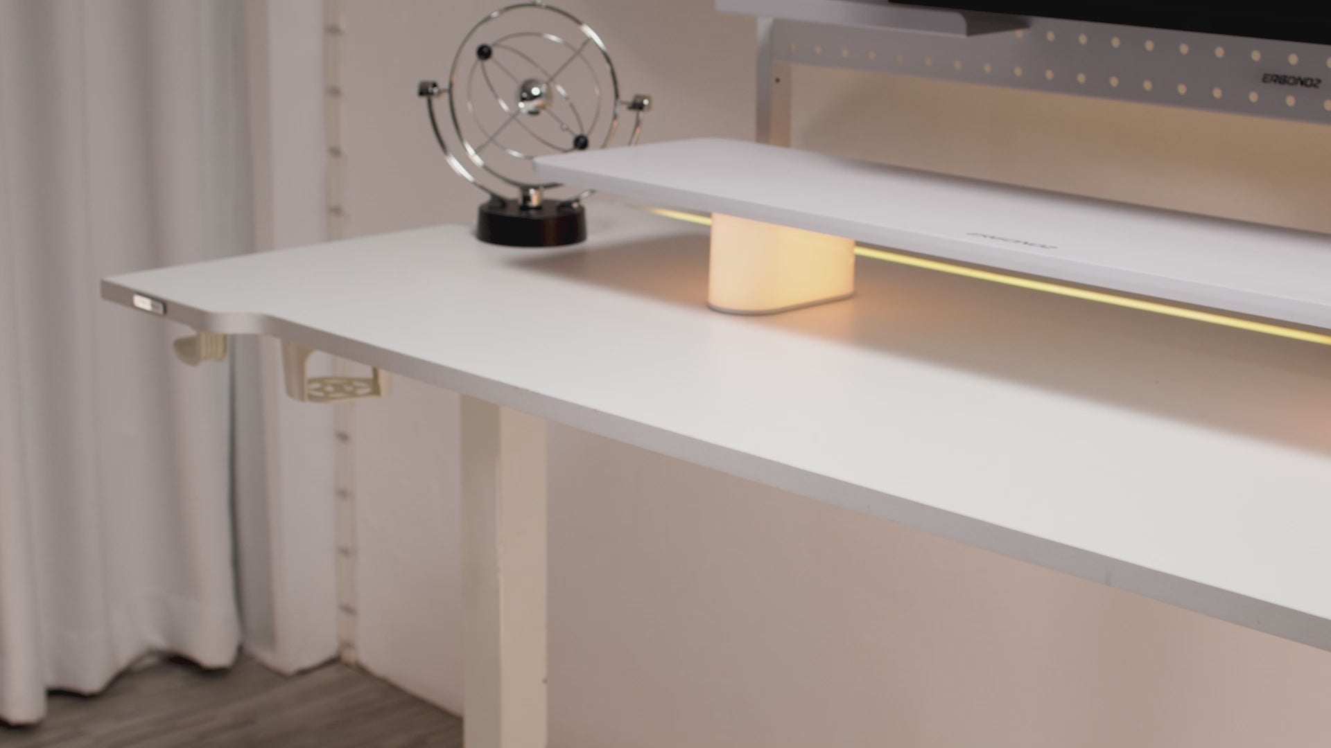 ERGONOZ Under Desk Keyboard Tray product video
